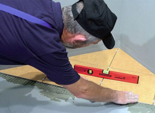 Na co zwracać uwagę przy wyborze pomiarowych narzędzi budowlanych