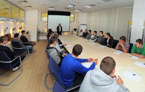 Viega szkoli przyszłych instalatorów