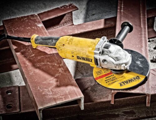 Tnij i szlifuj na okrągło – dzięki nowym, lżejszym modelom szlifierek kątowych