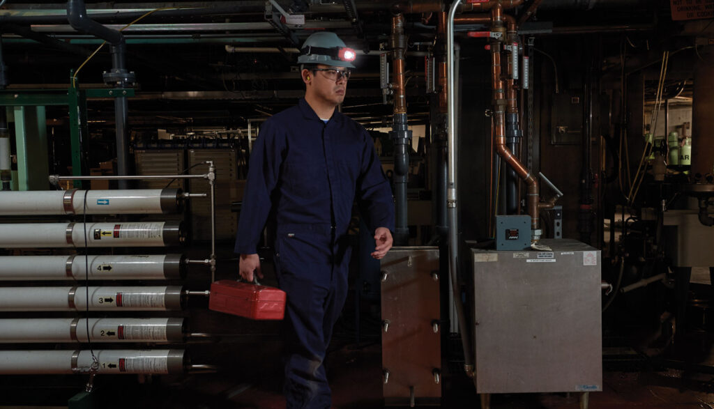 Iskrobezpieczne latarki dla instalatorów