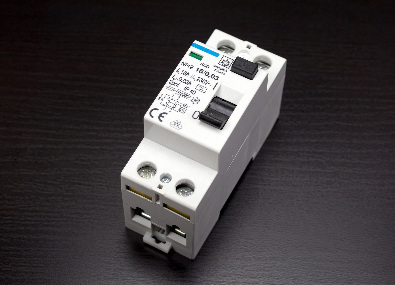 Zasada działania i zastosowanie przekaźników