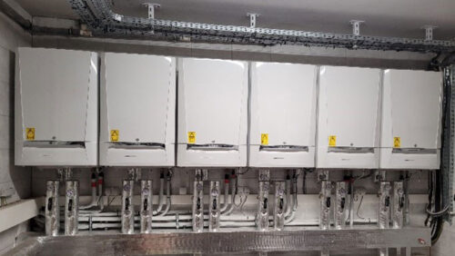 Zielony Kompleks Dwór OSTOYA z kaskadą pomp ciepła marki De Dietrich