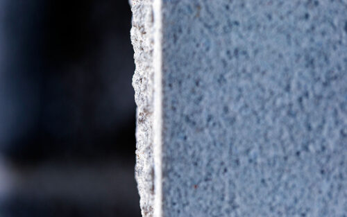 Jaka jest różnica między styropianem białym a grafitowym?