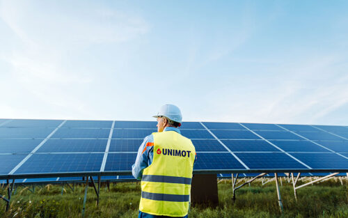 Jak magazyny energii zmieniają sposób korzystania z fotowoltaiki dla firm?